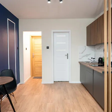 Kawalerka - Grand Wola * Warschau